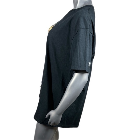 Black Short Sleeve Graphic Print T WINE, HOW CLASSY PEOPLE GET DRINK Shirt - Picture 6 of 9